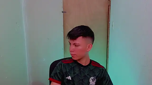 Alexxx lov online show from 13, 2, 2026