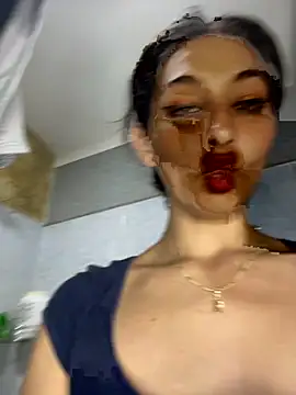 Snapshot of vicky__skinny_1 chatting on 2, 10, 2025 vicky  skinny 1 online show from 2, 10, 2025