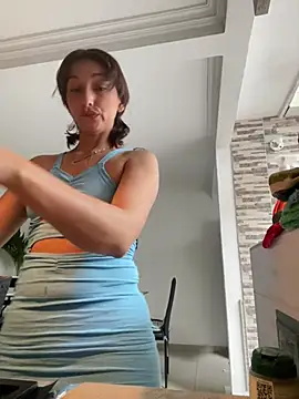 Snapshot of vicky__skinny_1 chatting on 20, 2, 2025 vicky  skinny 1 online show from 20, 2, 2025