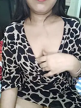 Snapshot of JANVI_MISHRA1 chatting on 5, 5, 2026 JANVI MISHRA1 online show from 5, 5, 2026