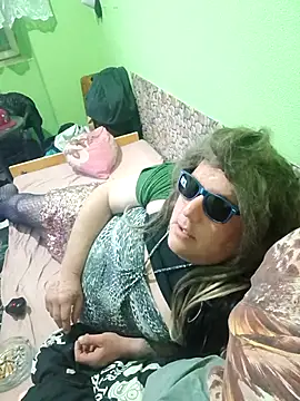 Adrianka online show from 14, 5, 2026