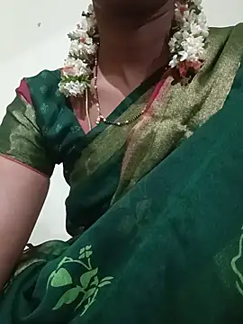 Snapshot of TeluguammayiMahi chatting on 7, 7, 2026 TeluguammayiMahi online show from 7, 7, 2026