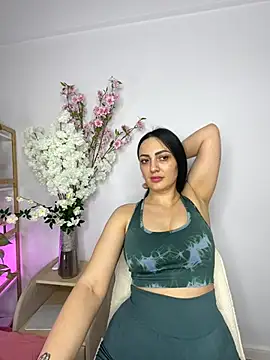 Snapshot of RaisaSalvi chatting on 15, 3, 2025 RaisaSalvi online show from 15, 3, 2025