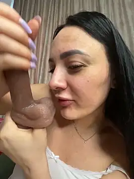 RaisaSalvi online show from 16, 2, 2026