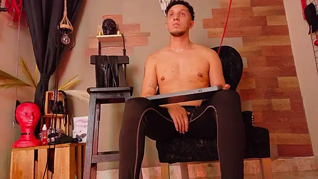 AngeloColleen online show from 19, 12, 2025