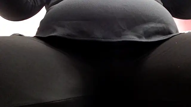 Wetandnaughtyxx online show from 8, 10, 2025