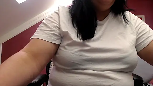 Snapshot of Wetandnaughtyxx chatting on 4, 5, 2026 Wetandnaughtyxx online show from 4, 5, 2026