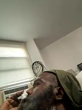 shavez5888 online show from 10, 10, 2025