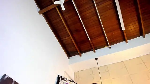 SamanthaMilann online show from 24, 10, 2025