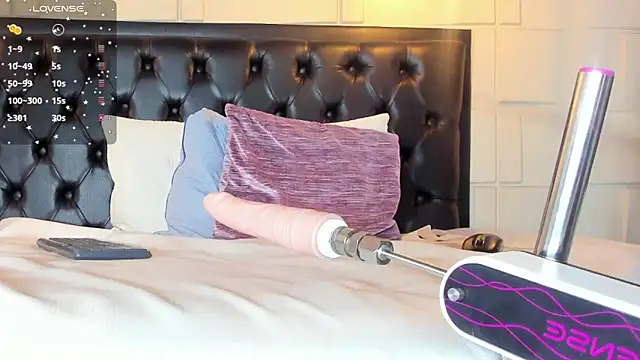 SamanthaMilann online show from 24, 11, 2025