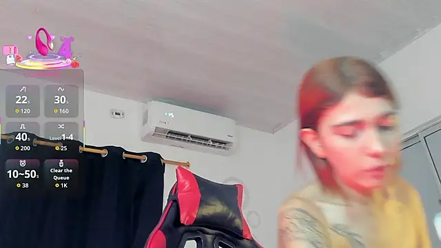 Nicol TransGirl online show from 28, 2, 2026