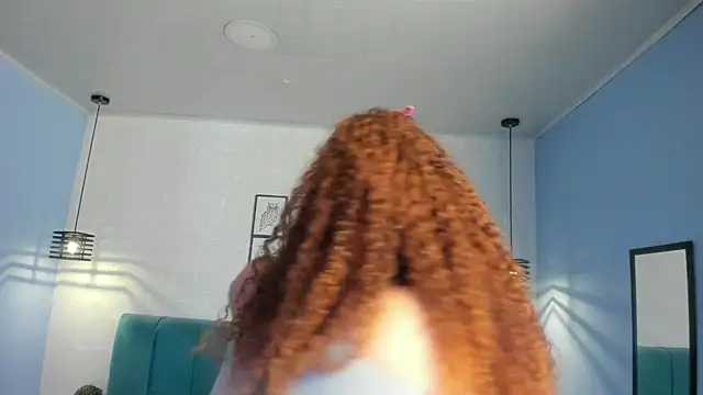 Snapshot of ninna_curly chatting on 19, 11, 2025 ninna curly online show from 19, 11, 2025