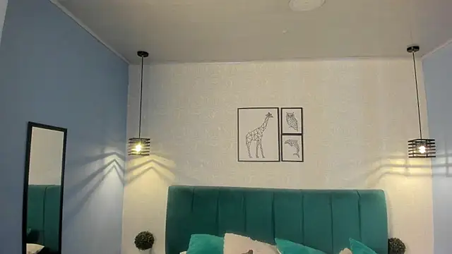 Snapshot of ninna_curly chatting on 10, 11, 2025 ninna curly online show from 10, 11, 2025