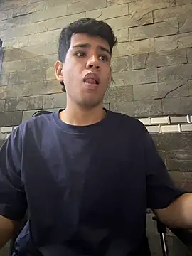 Santiago-Thompson online show from 19, 11, 2025