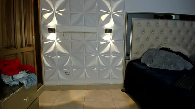 adhara smithxv online show from 4, 3, 2025