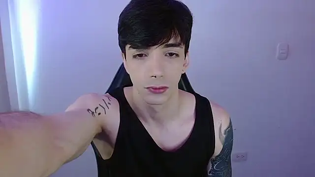 H3ll B0I online show from 4, 4, 2026