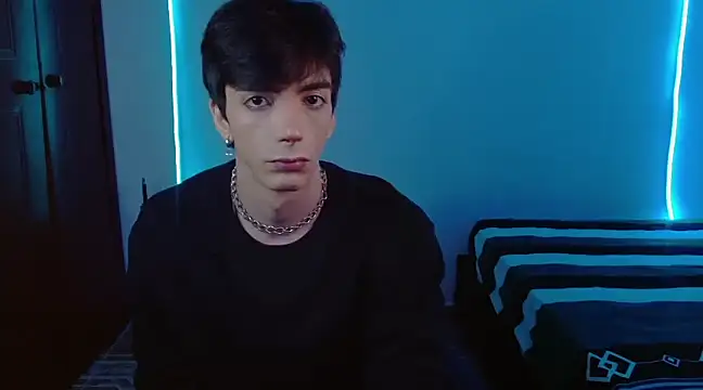 Snapshot of H3ll_B0I chatting on 1, 3, 2025 H3ll B0I online show from 1, 3, 2025