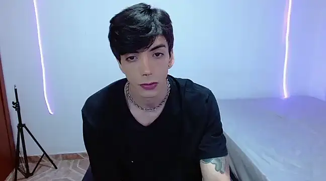 Snapshot of H3ll_B0I chatting on 11, 3, 2025 H3ll B0I online show from 11, 3, 2025