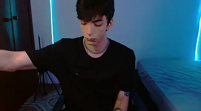 Snapshot of H3ll_B0I chatting on 27, 2, 2025 H3ll B0I online show from 27, 2, 2025