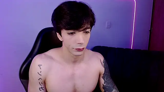Snapshot of H3ll_B0I chatting on 22, 5, 2026 H3ll B0I online show from 22, 5, 2026