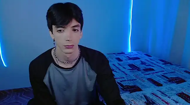 Snapshot of H3ll_B0I chatting on 7, 2, 2025 H3ll B0I online show from 7, 2, 2025