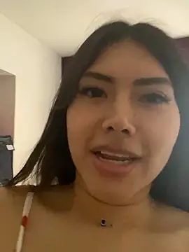 Snapshot of Dulce-Miranda chatting on 28, 1, 2025 Dulce-Miranda online show from 28, 1, 2025