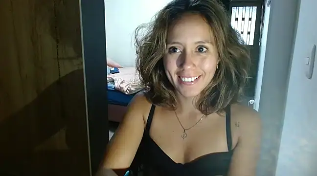 venus11 online show from 11, 2, 2025