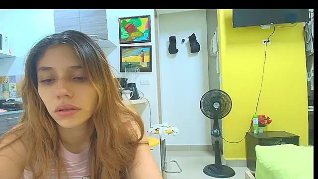 Snapshot of Alaiapink chatting on 19, 6, 2026 Alaiapink online show from 19, 6, 2026
