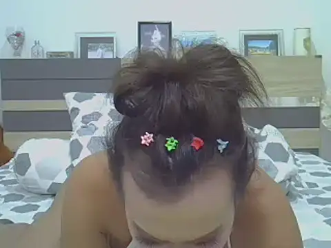 Snapshot of TSCHERRYANDPINKY chatting on 1, 12, 2024 TSCHERRYANDPINKY online show from 1, 12, 2024