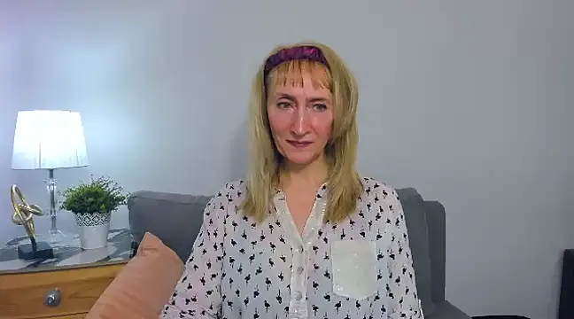 MargaretMilf69 online show from 10, 3, 2025
