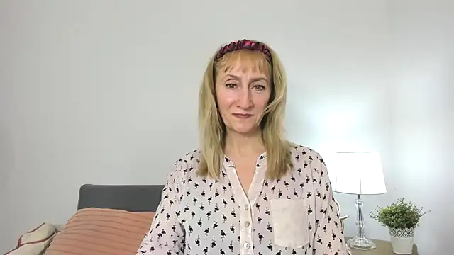 MargaretMilf69 online show from 27, 2, 2025