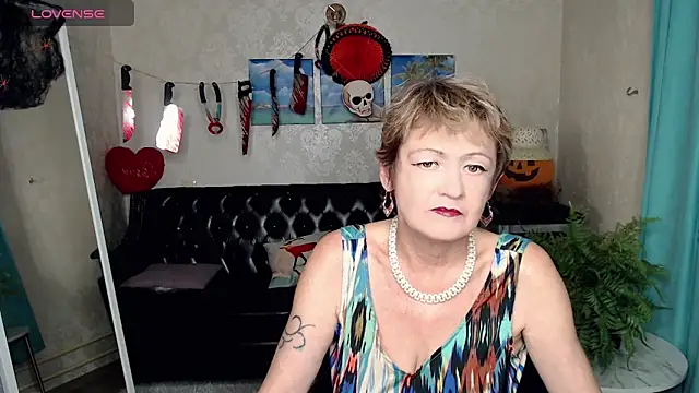SexyGrandma  online show from 23, 10, 2025