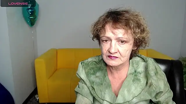 SexyGrandma  online show from 18, 2, 2025