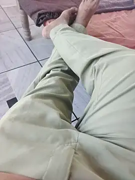 xmanrawan2 online show from 19, 10, 2025