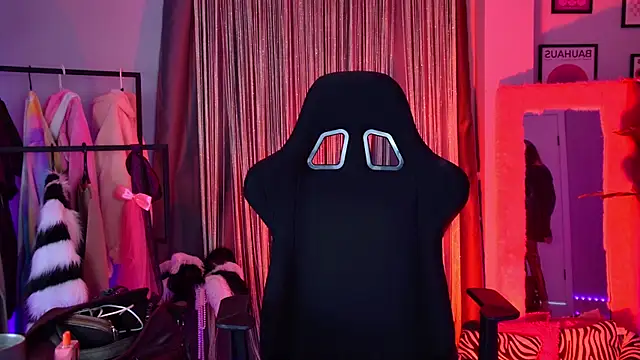 MisaPage online show from 19, 4, 2026