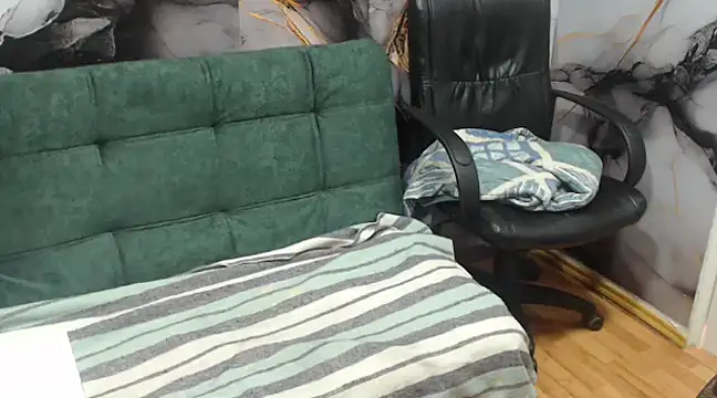 emily fox 3 online show from 17, 2, 2025