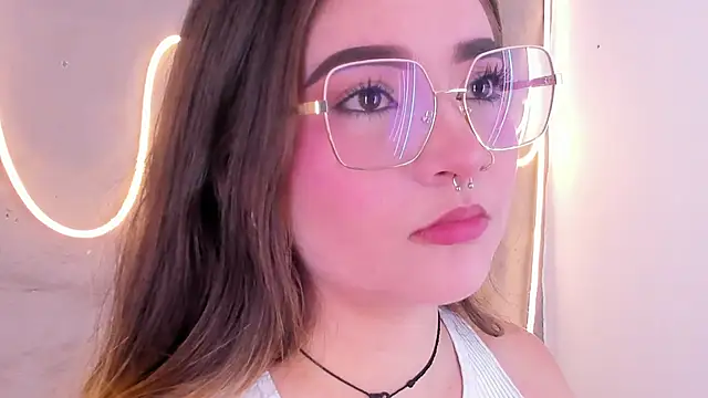 Shanntal  online show from 12, 3, 2026