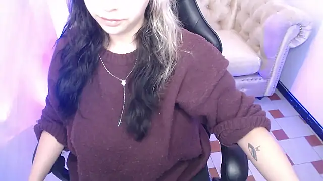 Hela v online show from 6, 3, 2026