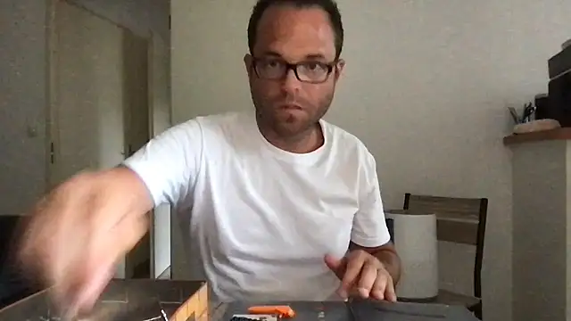 Funnyjul31 online show from 8, 6, 2026