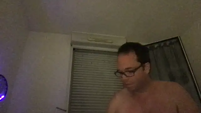 Funnyjul31 online show from 9, 5, 2026