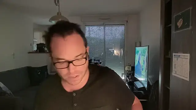 Funnyjul31 online show from 19, 2, 2026