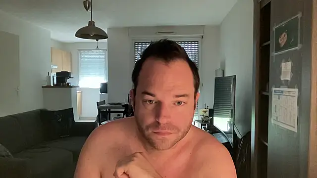 Funnyjul31 online show from 16, 2, 2026