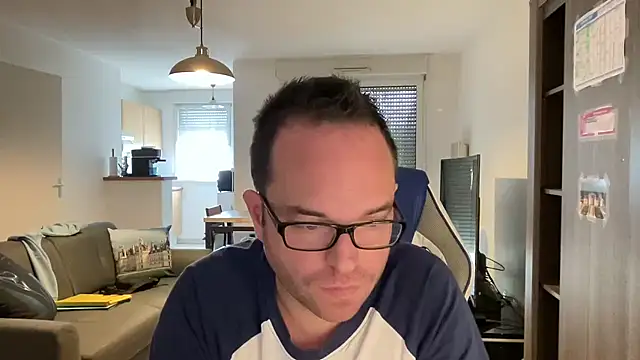 Funnyjul31 online show from 22, 3, 2025