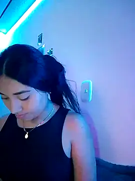 Aiden Ashley online show from 6, 2, 2025