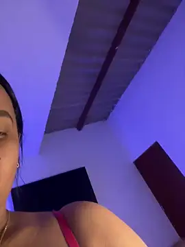 my cam online show from 18, 12, 2025