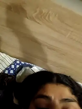 naina78910 online show from 13, 11, 2025