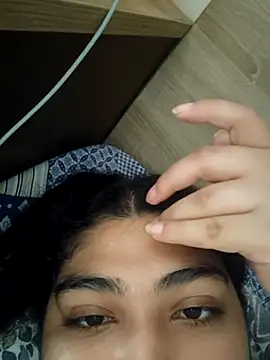 naina78910 online show from 20, 9, 2025