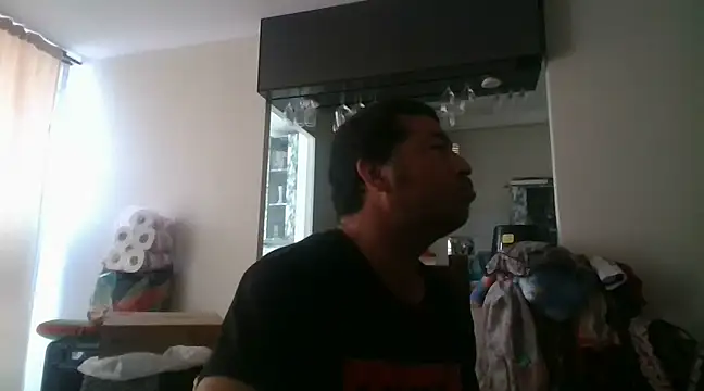 Deku160582 online show from 7, 2, 2025