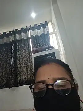 Snapshot of runi31 chatting on 9, 7, 2026 runi31 online show from 9, 7, 2026