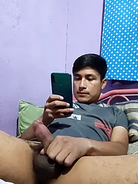 Snapshot of EduardoEspinoza12 chatting on 15, 11, 2025 EduardoEspinoza12 online show from 15, 11, 2025